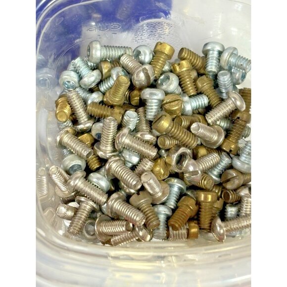 Meccano Metal and Plastic Construction Pieces UK Toy With 3 Manuals Mixed Lot - Picture 7 of 16